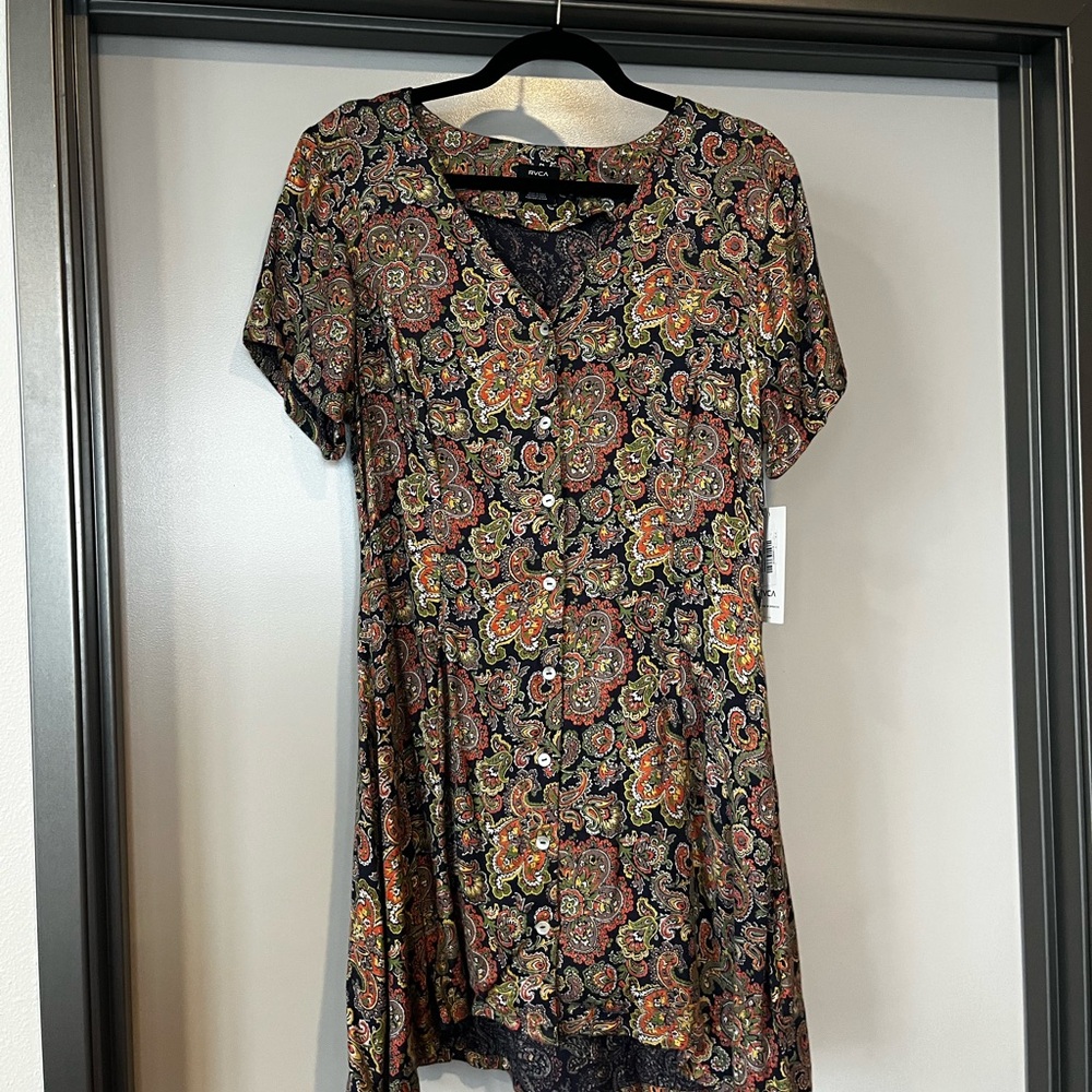 NWT RVCA dress in size M